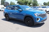 Used 2025 Volkswagen Atlas SE w/ Panoramic Sunroof Package image 3