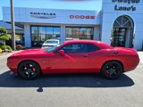 Used 2018 Dodge Challenger SRT image 2