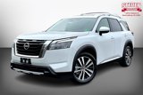 New 2025 Nissan Pathfinder Platinum image 2