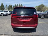 Used 2021 Chrysler Pacifica Pinnacle image 3
