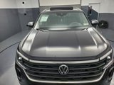 Used 2024 Volkswagen Atlas Cross Sport SE w/ Panoramic Sunroof Package image 4
