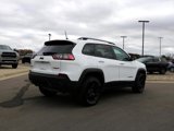 Used 2021 Jeep Cherokee Trailhawk image 3