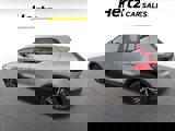 Used 2024 Volvo XC40 B5 Core image 3