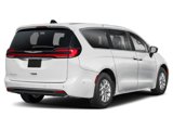 New 2025 Chrysler Pacifica Select image 2