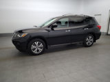 Used 2020 Nissan Pathfinder S image 2
