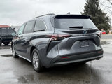 Used 2025 Toyota Sienna LE image 3