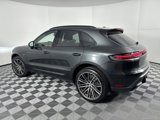 Used 2025 Porsche Macan image 3