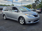 Used 2013 Toyota Sienna LE image 3