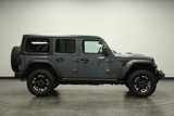 Used 2025 Jeep Wrangler Unlimited Rubicon image 3