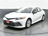 Used 2023 Toyota Camry LE image 2