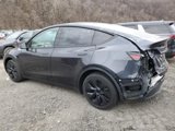 Used 2025 Tesla Model Y Long Range image 3