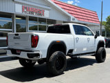 Used 2022 GMC Sierra 3500 Denali image 3