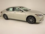 New 2025 Lexus ES 350 w/ Premium Package image 5