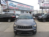 Used 2017 Jeep Grand Cherokee Limited image 5