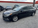 Used 2016 Hyundai Sonata SE image 2