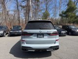 Used 2025 BMW X7 M60i image 3