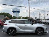 Used 2022 Toyota Highlander XSE image 4