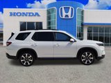 New 2025 Honda Pilot Elite image 2