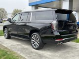 New 2025 Chevrolet Suburban High Country image 3