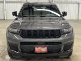 Used 2025 Jeep Grand Cherokee L Laredo image 2