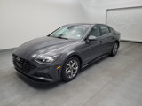 Used 2023 Hyundai Sonata SEL image 2