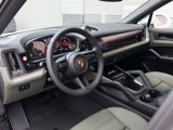 New 2025 Porsche Cayenne Coupe image 4