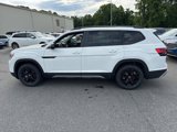 New 2025 Volkswagen Atlas Peak Edition SE image 3