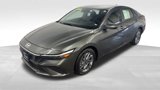 Used 2024 Hyundai Elantra SEL image 1