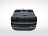 New 2025 Chevrolet Traverse Z71 w/ Driver Confidence Package image 4
