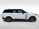 New 2025 Land Rover Range Rover SE image 4