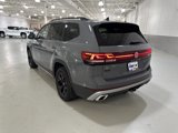 New 2025 Volkswagen Atlas Peak Edition SE image 6