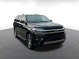 Used 2024 Ford Expedition Limited image 3