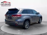 Used 2018 Toyota Highlander XLE image 5