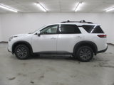 New 2025 Nissan Pathfinder SV image 2