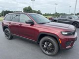 New 2025 Jeep Grand Cherokee Altitude image 3