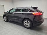 Used 2023 Ford Edge Titanium image 3