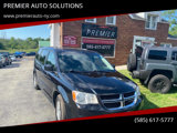 Used 2013 Dodge Grand Caravan SXT image 2