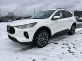 New 2025 Ford Escape SE w/ Class II Trailer Tow Package image 3