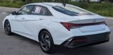 Used 2024 Hyundai Elantra SEL w/ Convenience Package image 3