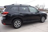 Used 2019 Subaru Forester Premium w/ All-Weather Package image 4