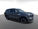 Used 2024 Kia Sorento S image 2