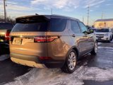 Used 2017 Land Rover Discovery HSE image 3
