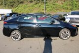Used 2022 Toyota Prius XLE image 2