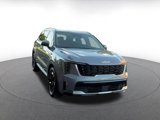 Used 2024 Kia Sorento S image 3
