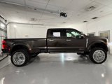 Used 2025 Ford F450 Platinum w/ Platinum Plus Package image 3