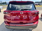 Used 2025 Nissan Rogue SV image 4