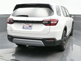 New 2025 Honda Pilot EX-L image 5
