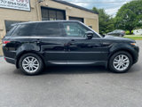 Used 2017 Land Rover Range Rover Sport SE image 2