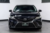 Used 2019 Toyota Camry SE image 3