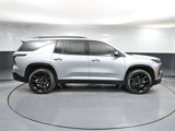Used 2024 Chevrolet Traverse RS image 3